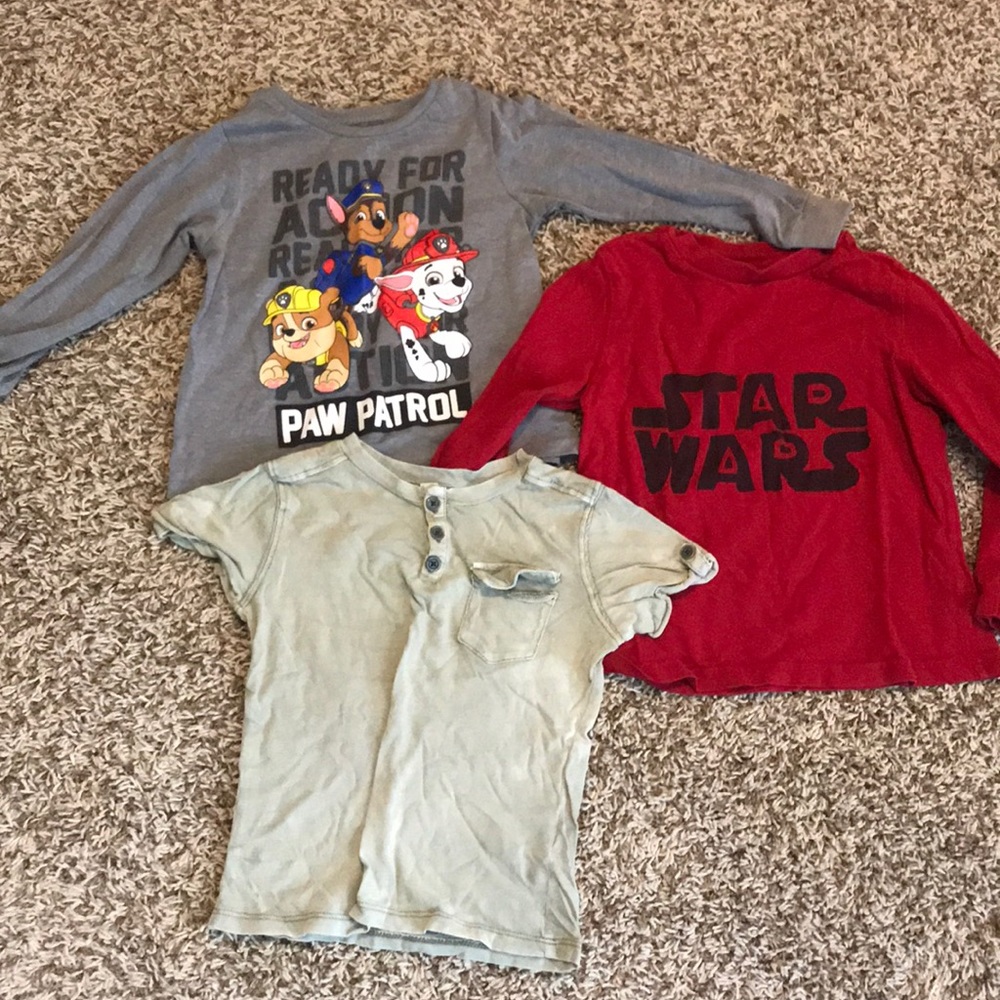 Boys size 3t and 4 t shirts
